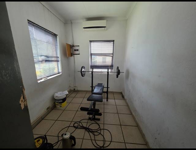 830M² WAREHOUSE TO LET IN CITY DEEP